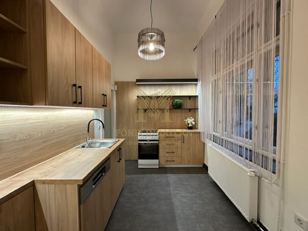 Kiváló ár-érték arányú erkélyes, felújított lakás az Ilka utcában