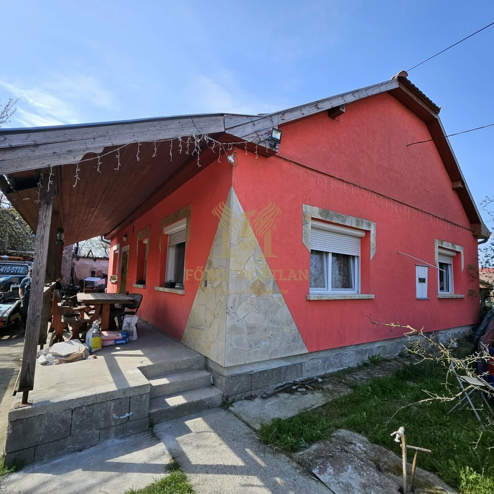 Nyugodt otthon, hatalmas lehetőséggel Kunszentmiklóson!